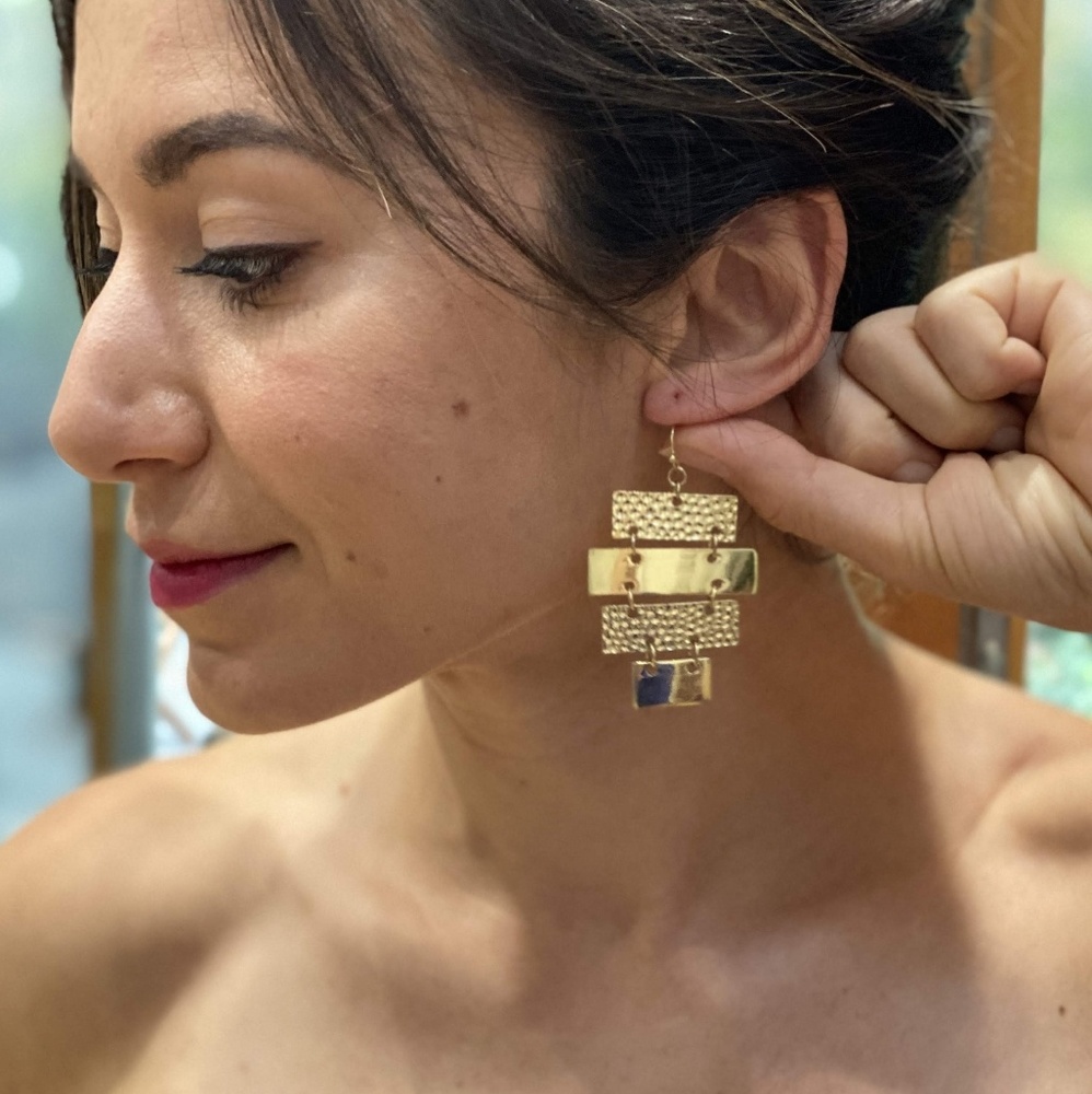 NWT Gold Tone Textured Earrings